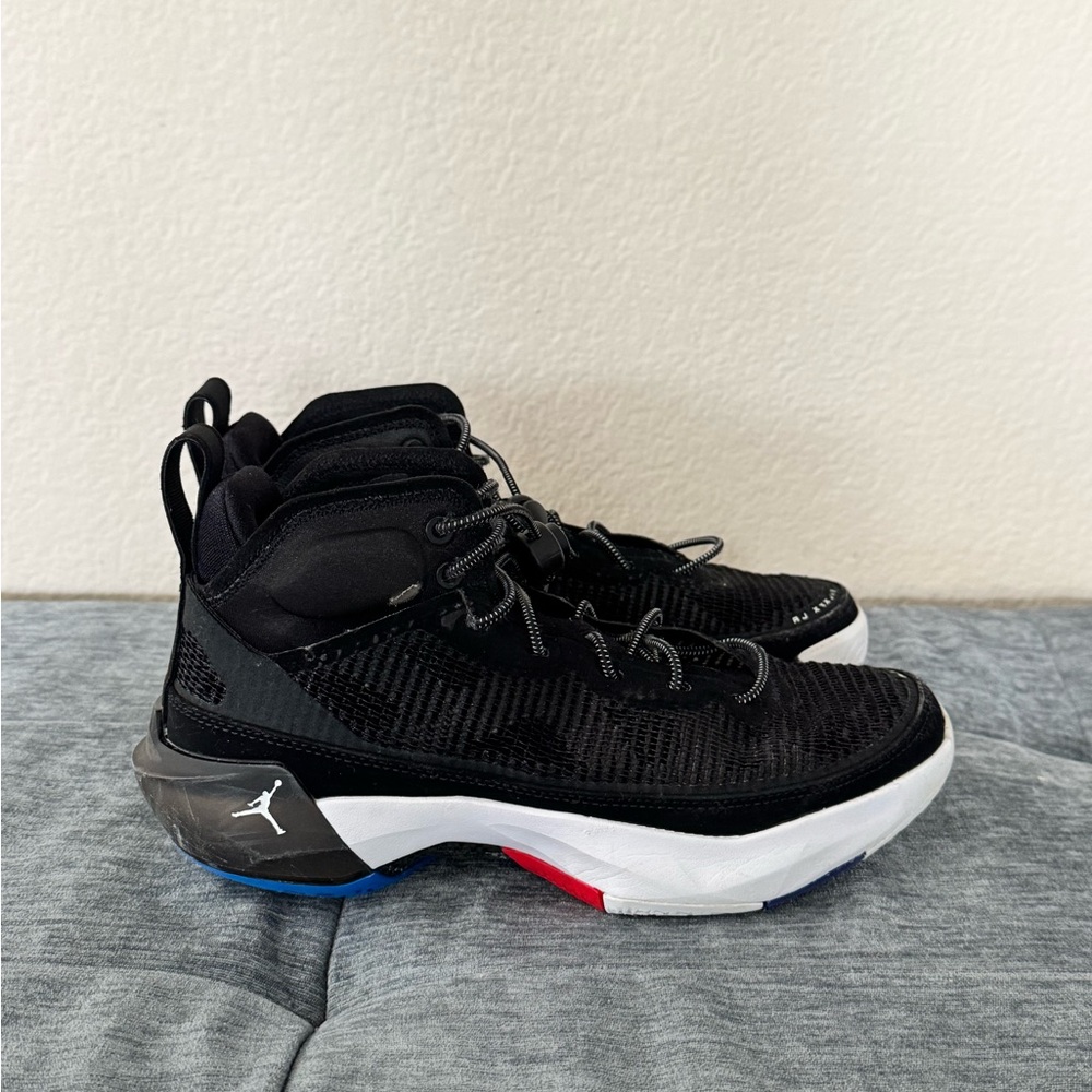 Jordan Kids' Boys Basketball Black and White Sneakers Shoes - Size 4Y